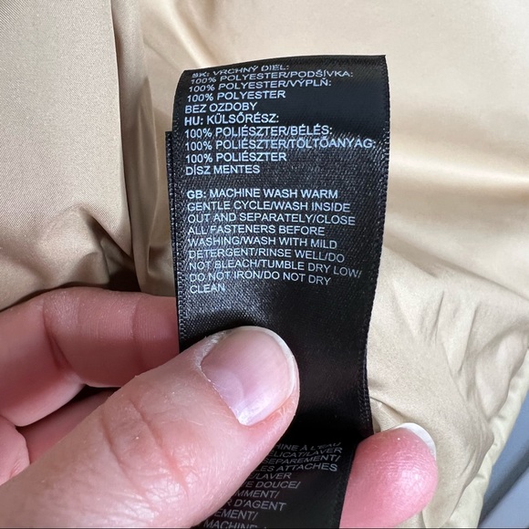 NWT The North Face Sylvester Beige Snap Front Ribbed Collar Vest - Picture 14 of 16